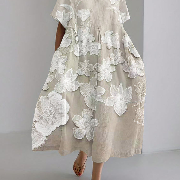 Holly - Chic Floral Dress